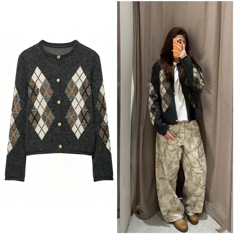 Ms. Guobioziy Top 2026 Spring and Autumn New Fashionable Versatile Long-Sleeve Round Neck Diamond Pattern Knit Cardigan