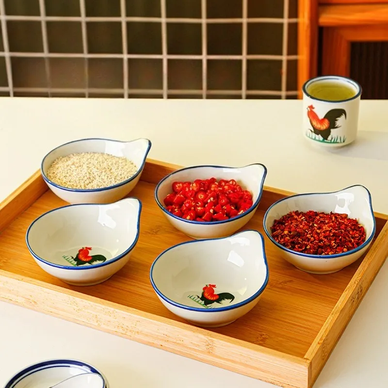 Korean Creative Rooster Bowl Simple Ceramic Soy Sauce Dish with Spout Hot Pot Restaurant Dipping Sauce Dish Kitchen Tableware