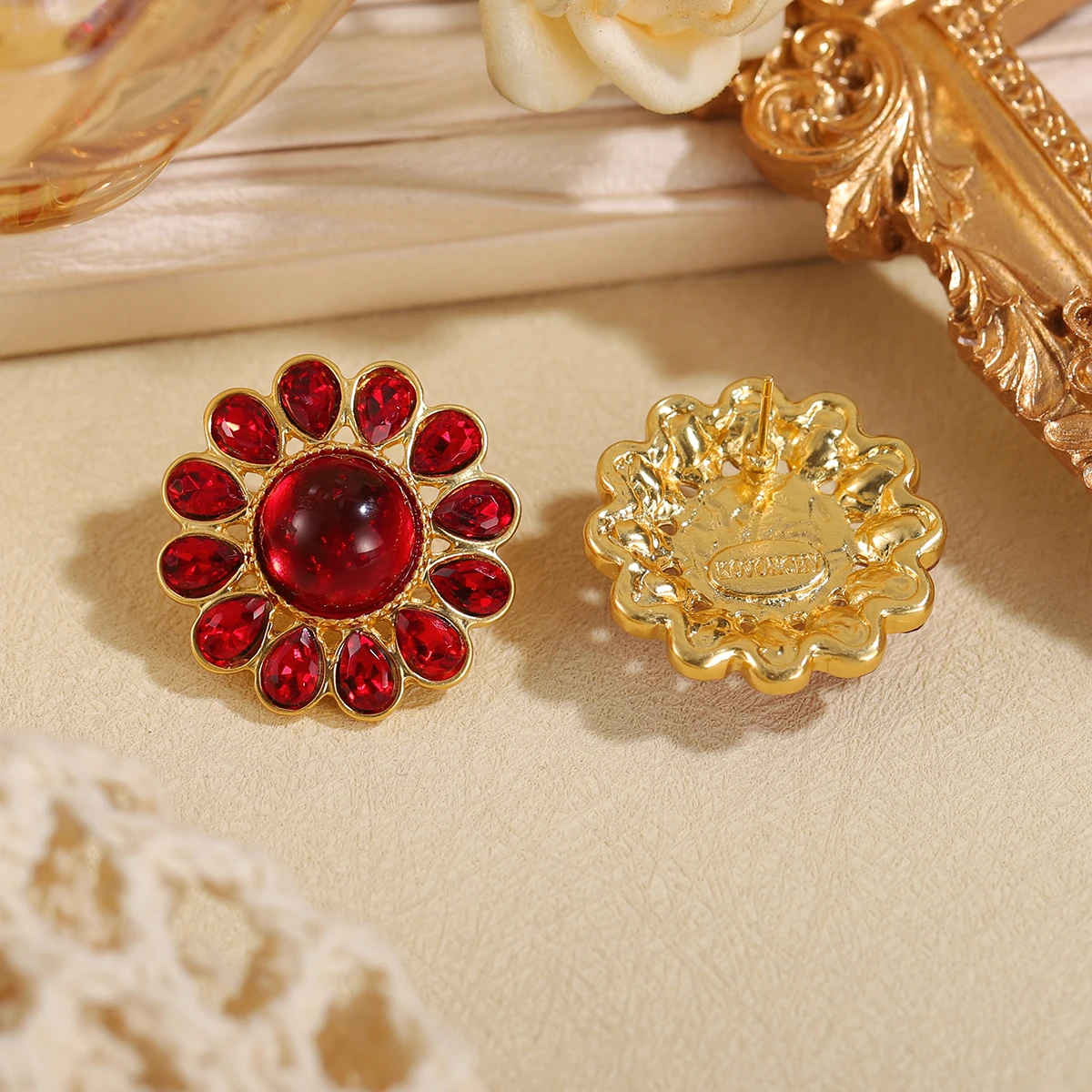 

Vintage Style Red Stone Flower Earrings - Sparkling Rhinestone Petal Design Gold Tone Studs - Statement Jewelry for Women Girls