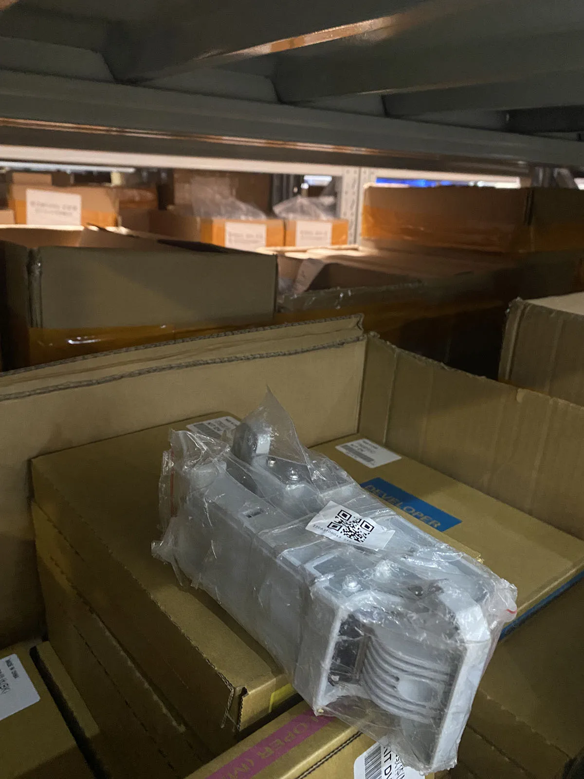 

1 комплект шарнира ADF в сборе CQ819-60011 для HP LaserJet Enterprise 700 Color M725 M775 MFP M725dn M725f M725z M775dn M775