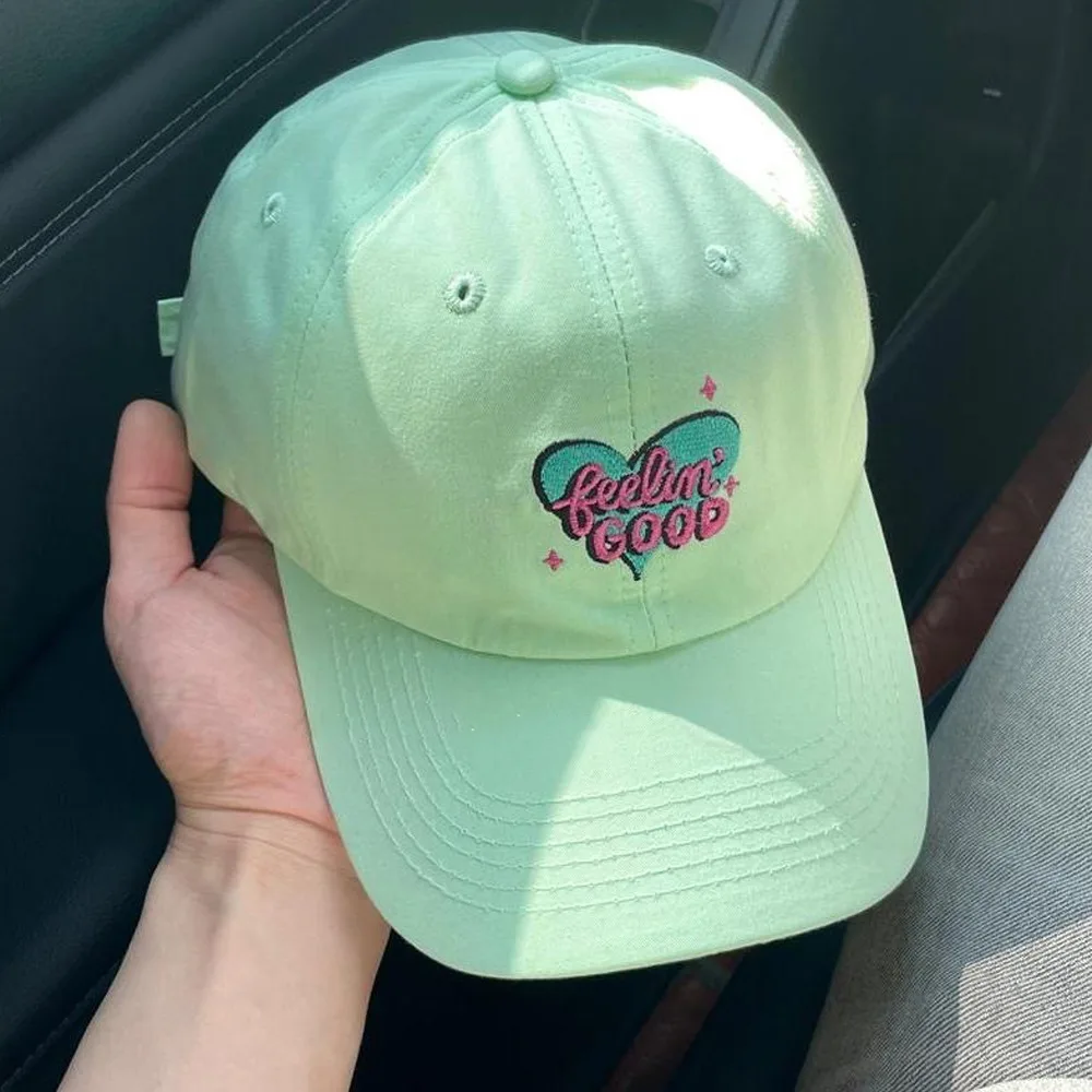 

Трендовая бейсболка с вышивкой в виде сердца, регулируемая милая шляпа от солнца, повседневная кепка с утиным языком, уличная кепка