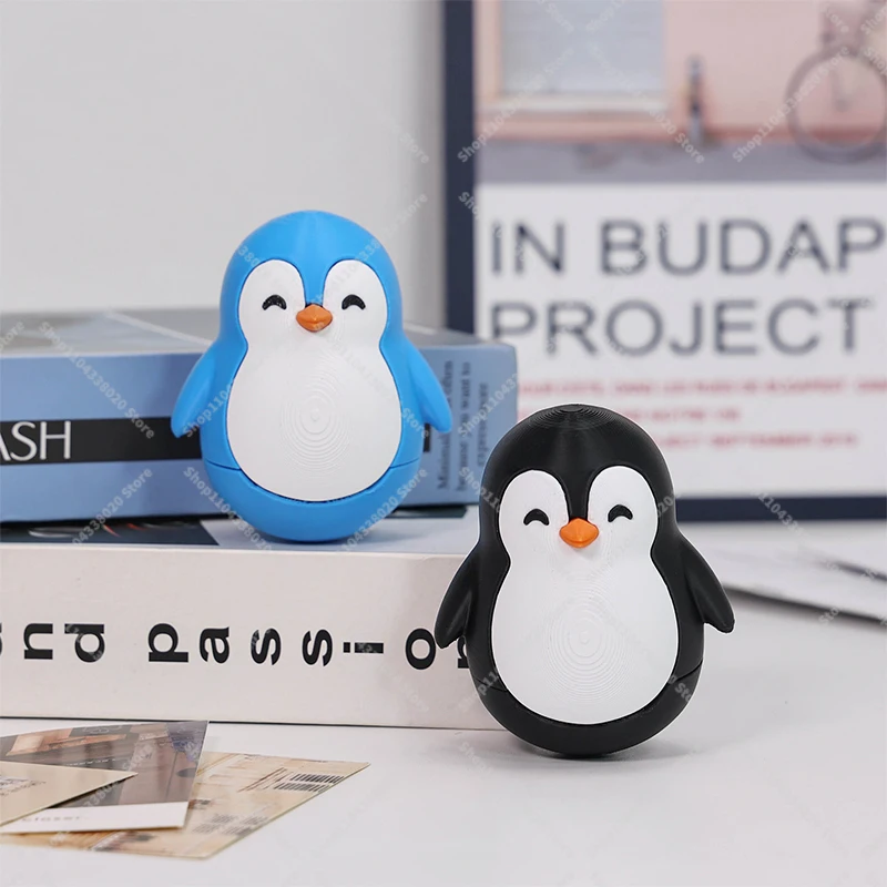 Cute Penguin Roly-Poly Toy - 8.5cm Wobbling Tumbler Desk Decor, Fun Stress Relief Fidget Toy for Adults