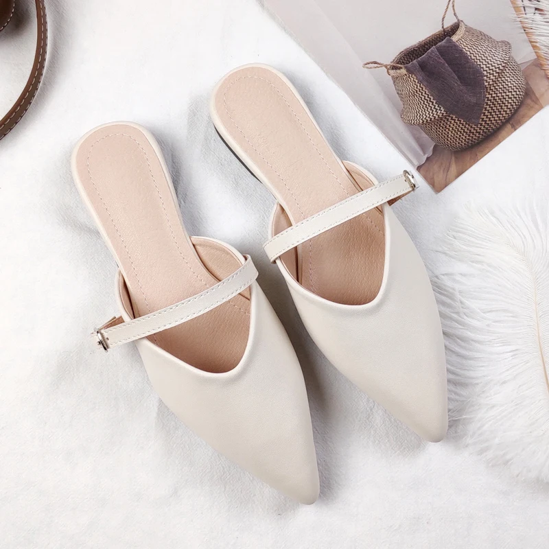 2023 summer new fashion outdoor slippers female Korean edition pointed leather flat girl Mueller shoes history free delivery