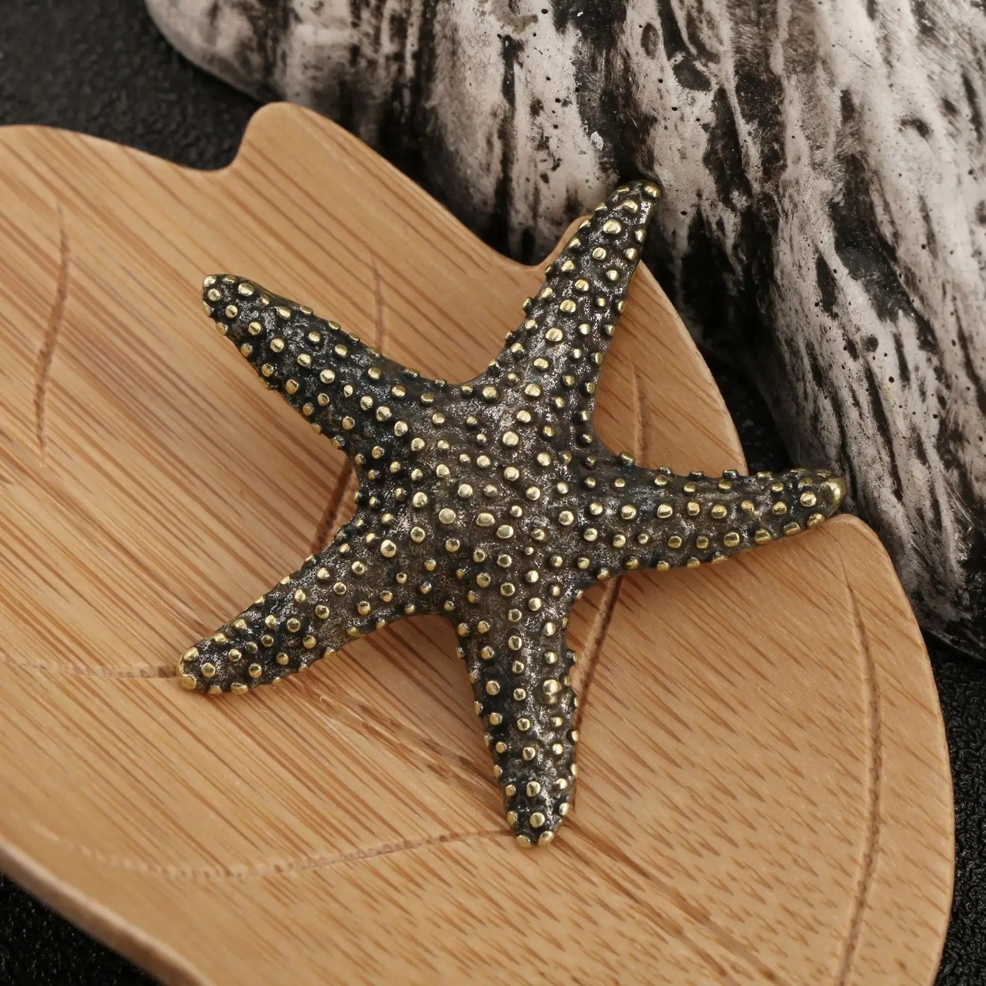 Adorno en miniatura de latón macizo con forma de estrella de mar, escultura de vida oceánica, decoración del hogar, artesanías Vintage