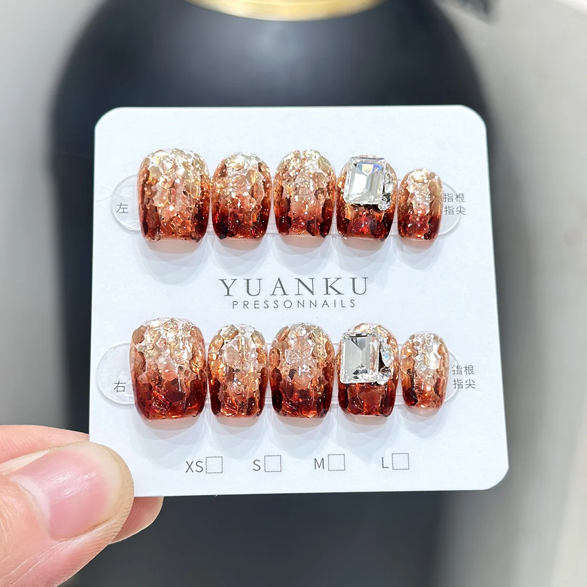 Handmade Amber Glass Gradient Champagne Glitter Short Nails with Sparkling Diamonds Luxury Press On Nail Art for Autumn Winter