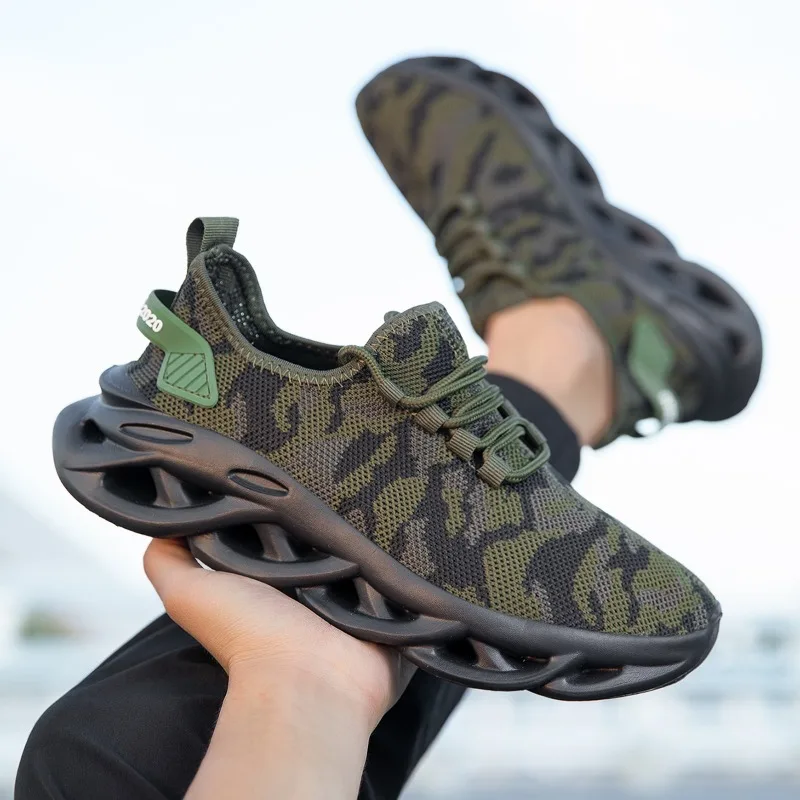 

Men's Slip on Breathable Running Shoes Ultra Lightweight Casual Walking Shoes Fashion Women Sneakers Cushioned Gym Jogging Shoes