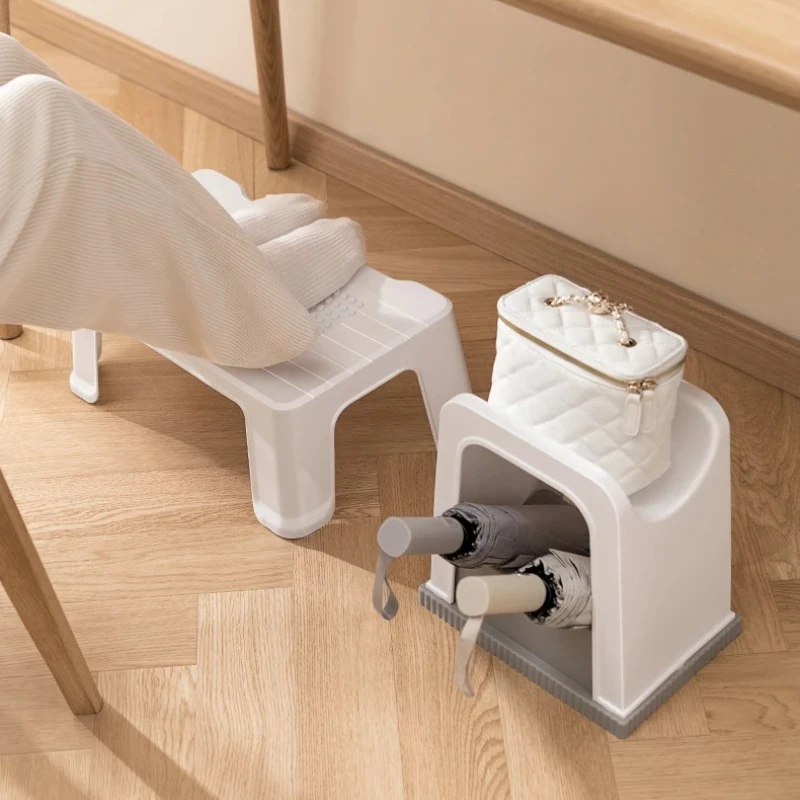 

Офисный стол, пуфики для гостиной, пластиковая подставка для ног, подставка для ног, сиденье для обуви, многофункциональный практичный табурет для хранения, практичность