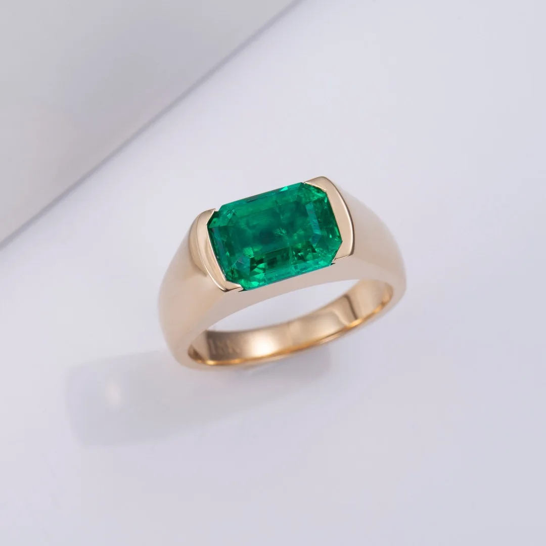 Ruif High Special Gold Color Customization 9k 10k 14k 18k Lab Emerald Rings for Women Classical Design Fine Jewelry MSR-615