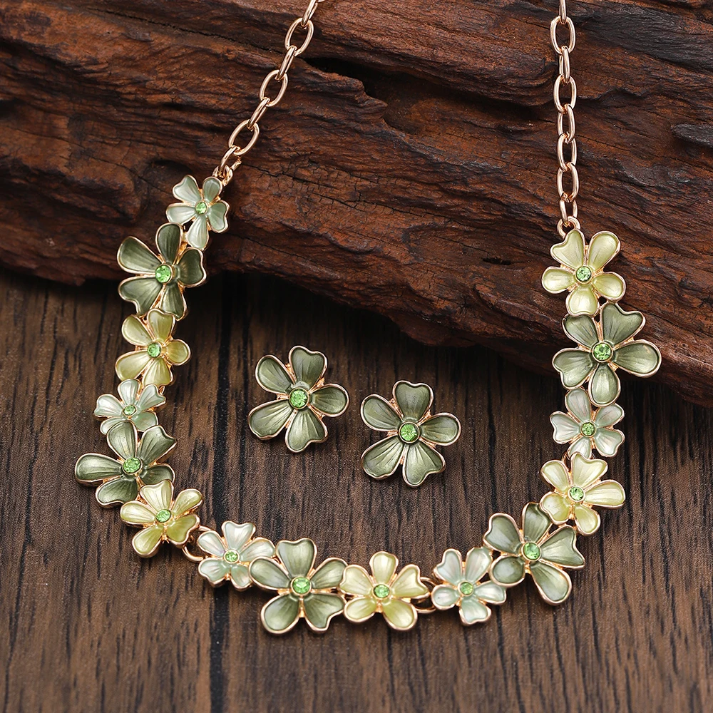 Fashion Flower Necklace and Earrings Set for Women Accessories New Trendy Rhinestone Jewelry Sets Vacation Party Prom Gift