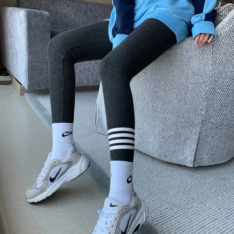 Autumn Winter High Waist Leggings for Women Four Stripe Design Slim Fit Thermal Pants Lifting Thermal Pants for Casual Wear