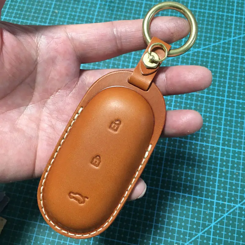 handmade-leather-car-key-cover-for-men-suitable-for-l9-l8-l7-keys-protective-simple-design-cowhide-key-case-automobile