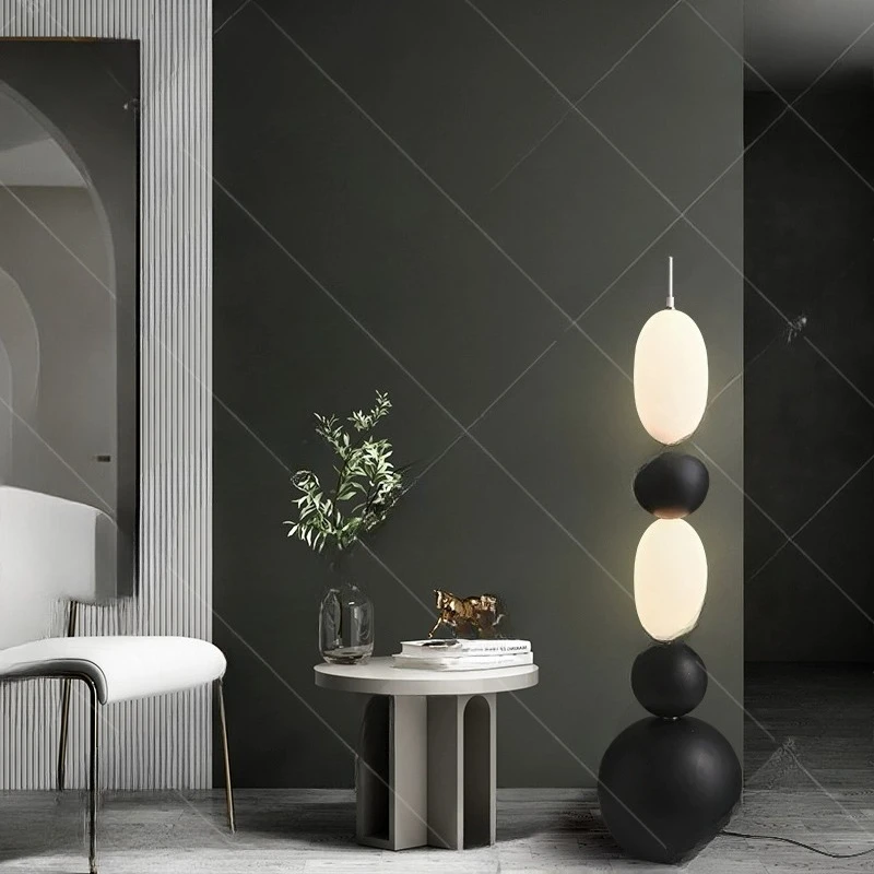 Lampa podłogowa do salonu w stylu włoskiego minimalizmu, postmodernistyczna prostota i ekskluzywna atmosfera dekoracyjna do sypialni i na sofę.