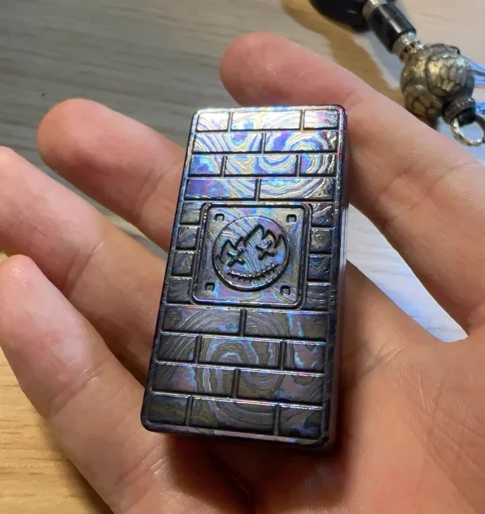 

Б/у EDC клоун оранжевый циркониевый слайдер Непоседа Декомпрессионные игрушки