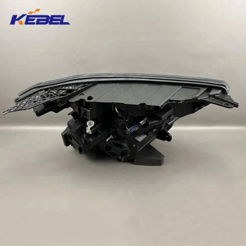 재고 판매 자동 조명 시스템 할로겐 전구 램프 42778367   OEM 42790340   Chevrolet Trailblazer 2021 헤드라이트용 자동차 헤드램프