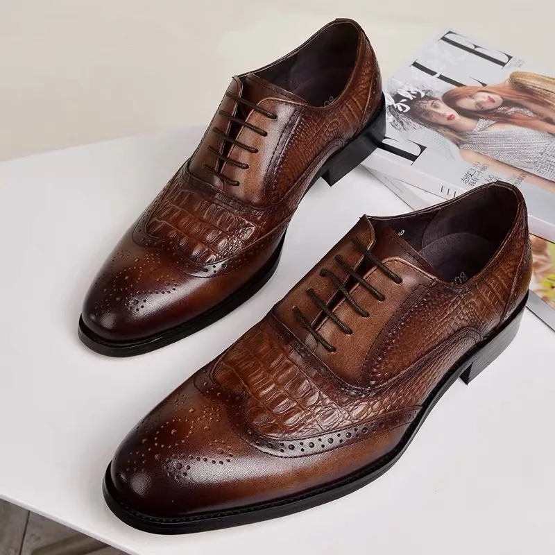 2022 Fashion Crocodile Vintage Fashion Men Shoes Formal Dress Casual Shoes Business Wedding Loafers Designer Brogue Office Shoes