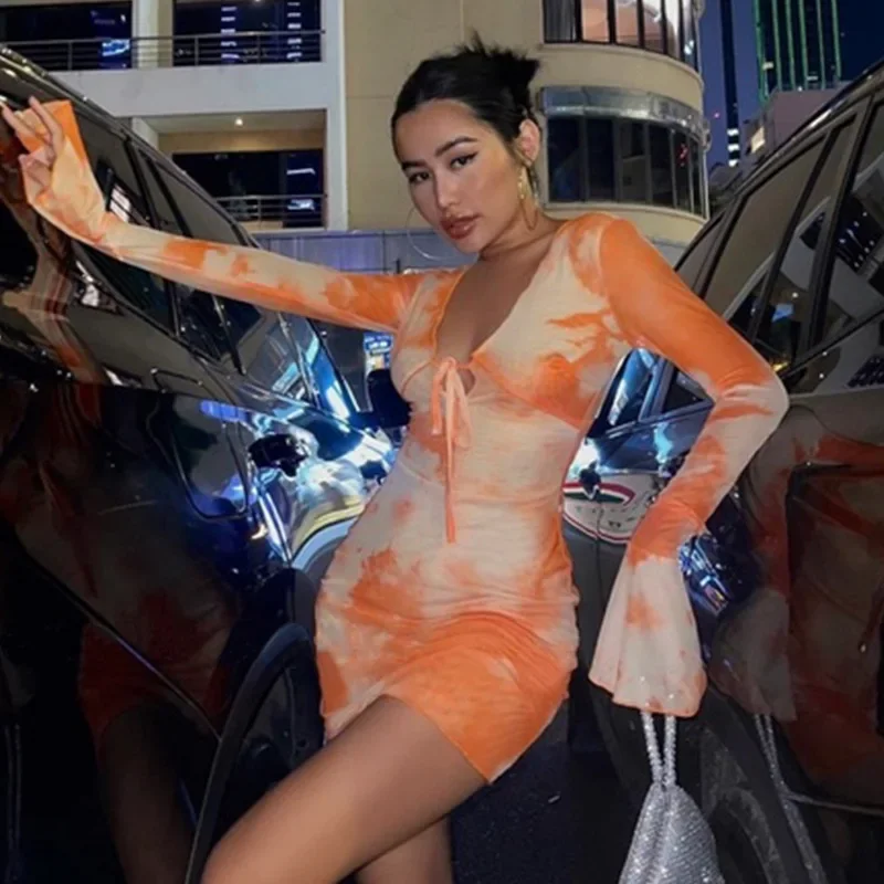 Sexy Slim Dress Women's Spring and Summer New Abstract Print Flare Sleeve V-neck Wrap Hip Temperament Dress Women's Clothing New