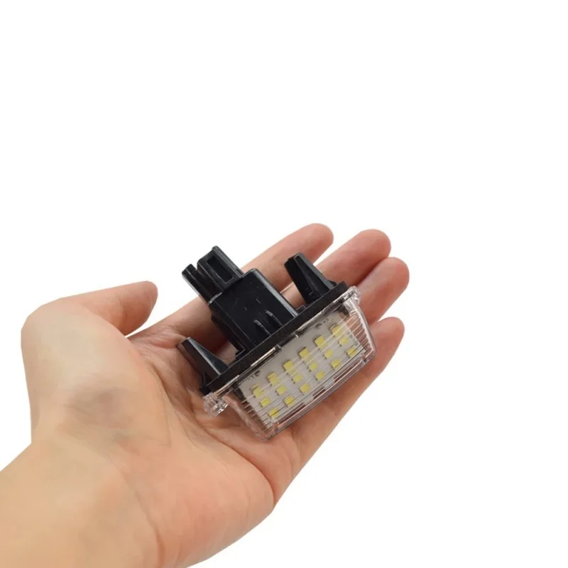 2 قطعة LED رقم الترخيص لوحة ضوء مصابيح لتويوتا كامري كورولا بريوس يارس هايلاند أفالون أوريس فيوس Esquire EZ Noah Proace
