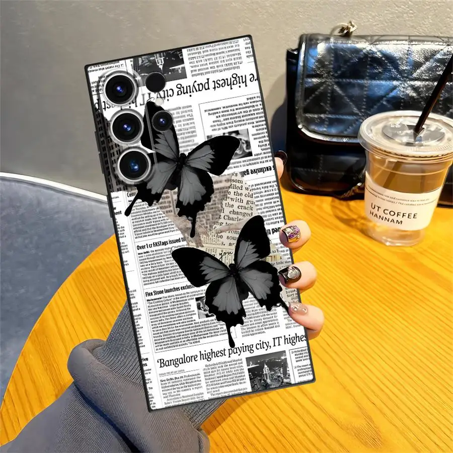 Case for Samsung Galaxy S26 Ultra S25+ Note 20 S22 S21 S26+ S24 Plus S25 Edge S23 FE S20 Phone Cover Newspaper Butterfly