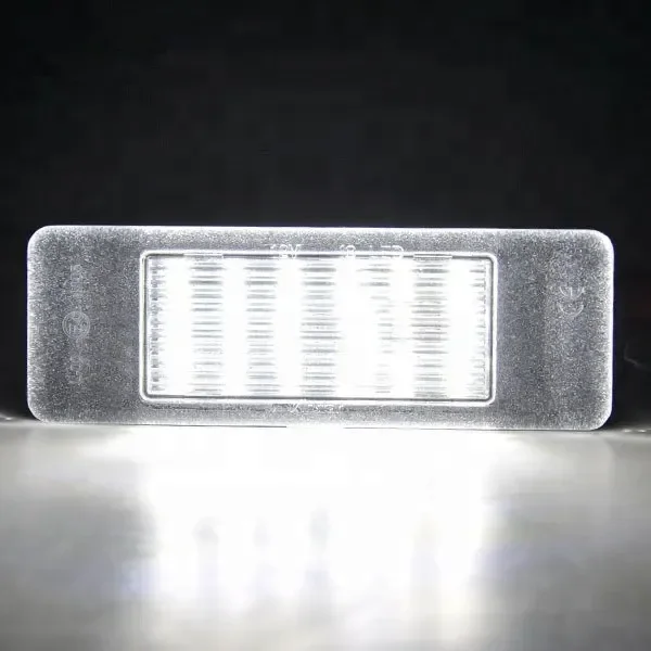 LED لوحة ترخيص ضوء رقم السيارة لوحة مصباح لبيجو 106 ثلاثية الأبعاد/5D 508 5D SW 607 1007 207 308 3D/5D 406 407 3008 الأبيض