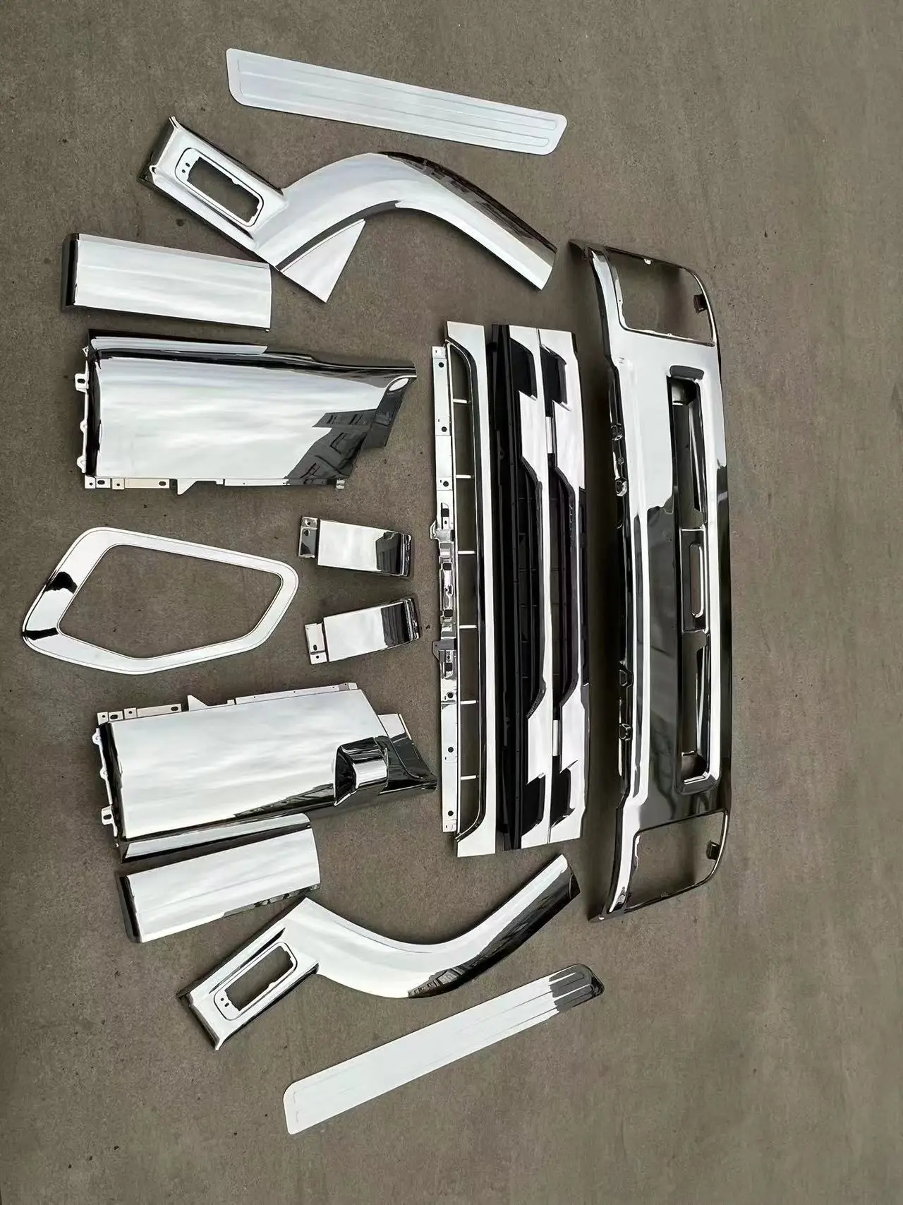 CHROME-PLATED DOOR HANDLE DECORATIVE PLATE FOR JAPANESE TRUCK