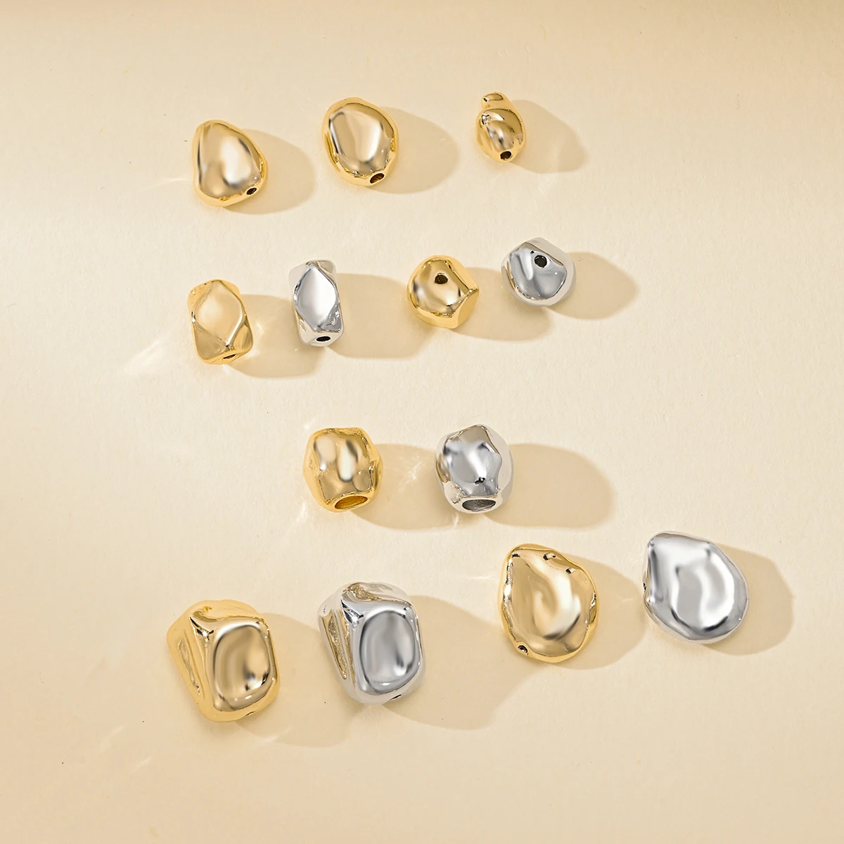 

Factory Wholesale Gold Color Brass Round Loose Beads Necklace and Bracelet High Quality Jewelry Making Supplies Diy Accessories