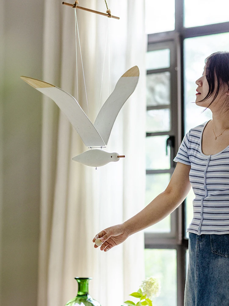 Room Decoration Wall Hanging Decor Flying Seagulls Hanging Ornaments in The Air Artistic and Creative Wooden Flying Birds