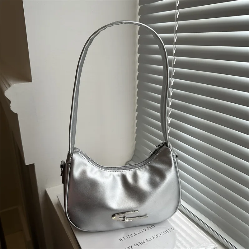 

Роскошная новая модная повседневная сумка из искусственной кожи под мышками, легкая универсальная подходит для повседневных прогулок, дизайнерская сумка 2025 года