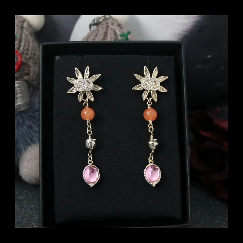 

3056 Pink Resin Heavy Industry Light Luxury Fashion High-end Temperament Versatile Brass Sunflower