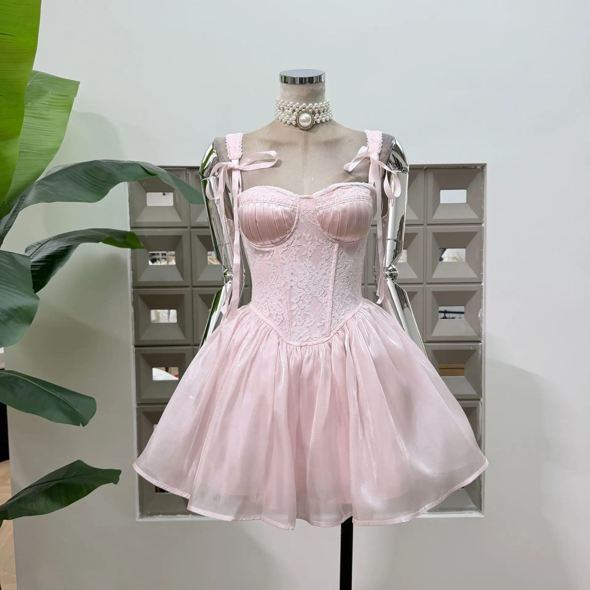 

Lace Corset Mini Dress Spaghetti Strap Bow Tie Sweetheart Neck A Line Tulle Skirt Cocktail Party Homecoming Dresses For Women