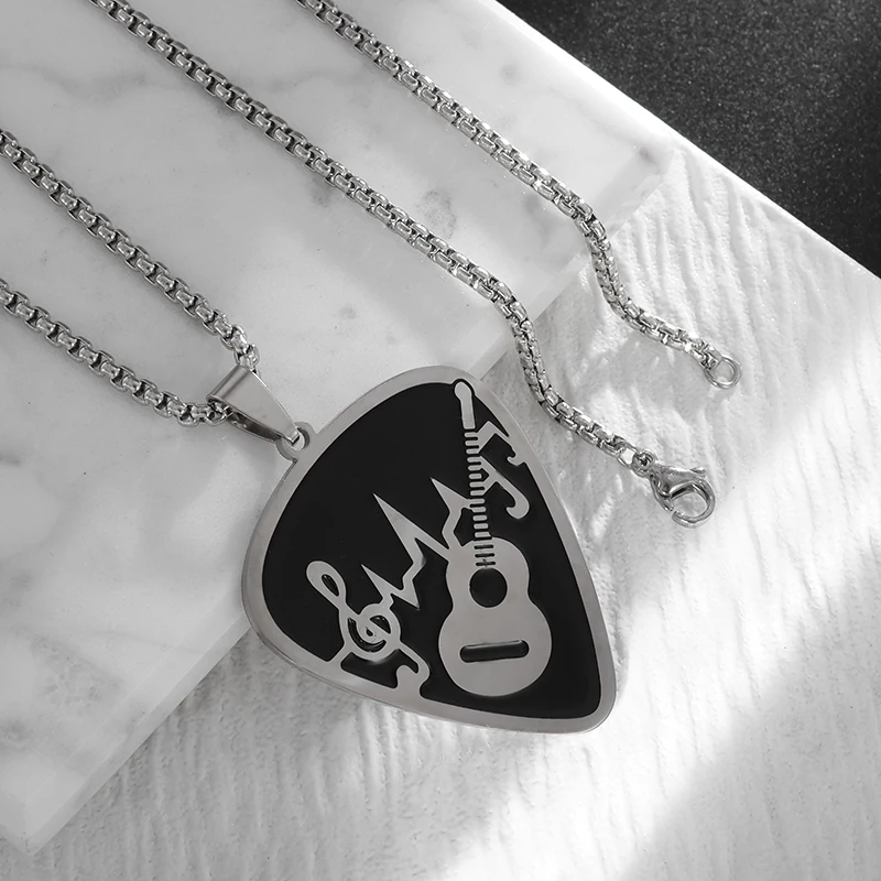 New Fashion Stainless Steel Heart Guitar Pendant Necklace Men Women Trend Charm Music Guitar Hip Hop Casual Jewelry Gifts