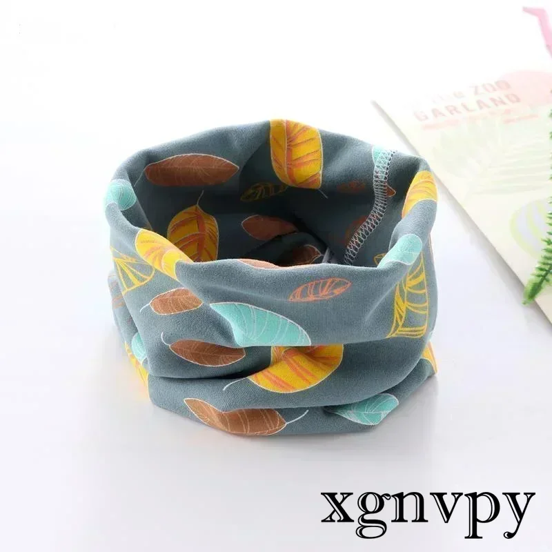 Winter Children Warmer Neck Scarf for Kids Boys Girls Neckerchief Cute Baby Cartoon Scarf Soft Neck Collar Children´s Scarves