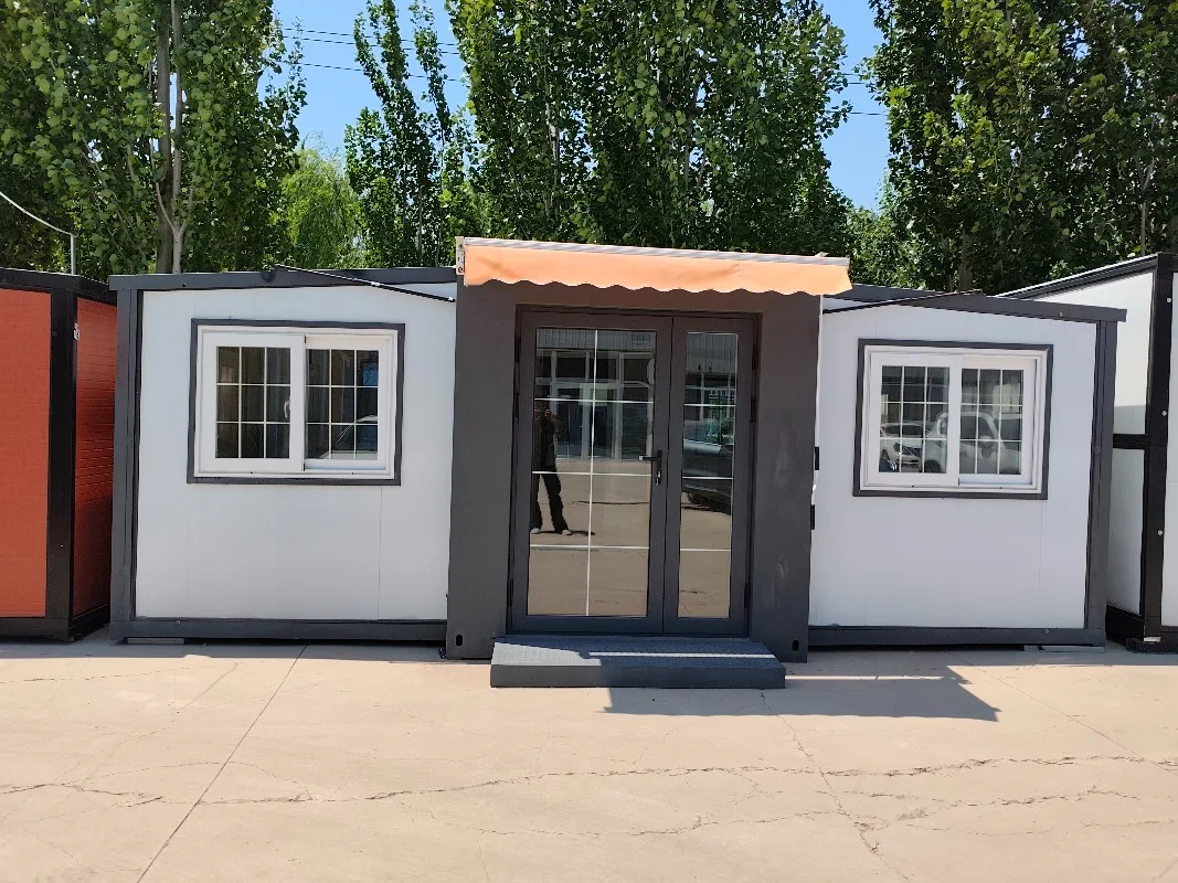 Customized 40ft Expandable Folding Prefab Modular Container House for Backyard Office Discount