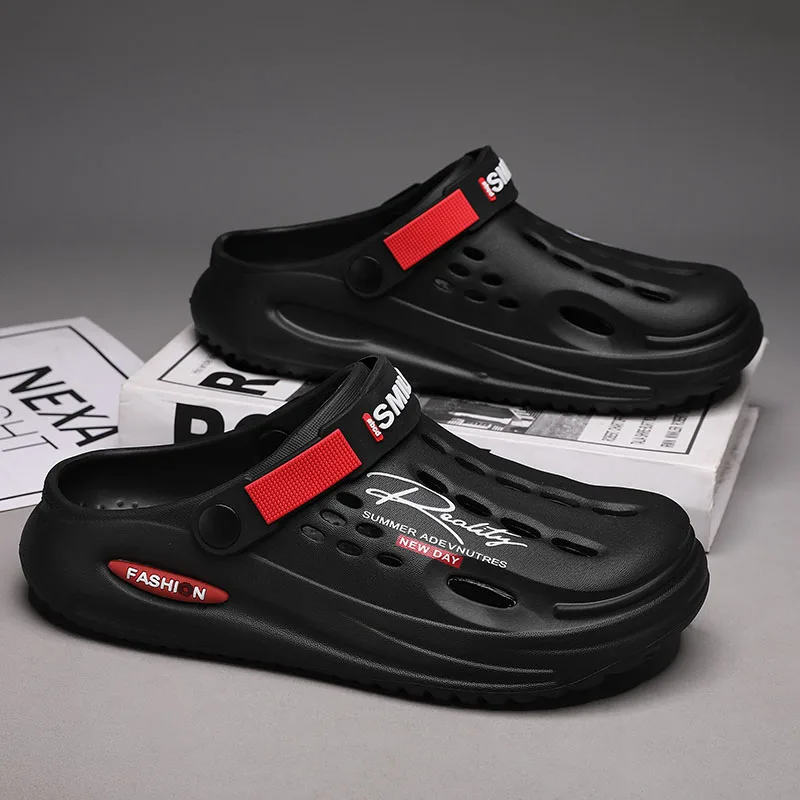 2026 New Men Sandals Outdoor Garden Hollow Clogs Anti Slip Slide Quick Drain Water Shoes Beach Trekking Driving Casual Slippers