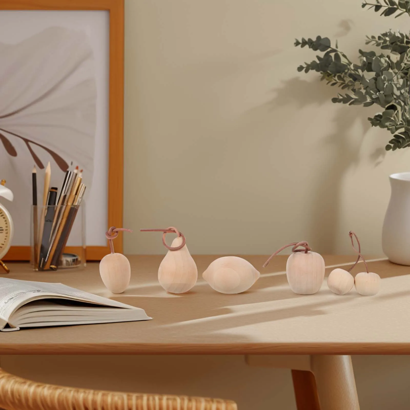 

5Pcs Wooden Fruits Unpainted Crafts DIY Coloring Fruits Decors Smooth Surface Safe Wood Materials Blank Wood Fruit