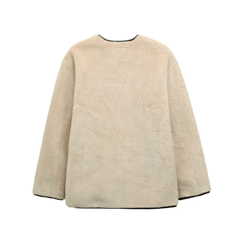 ملابس نسائية جديدة لعام 2025 معطف جديد لخريف وشتاء 2025 على الطراز الأوروبي والأمريكي مع ربط من الفرو الصناعي