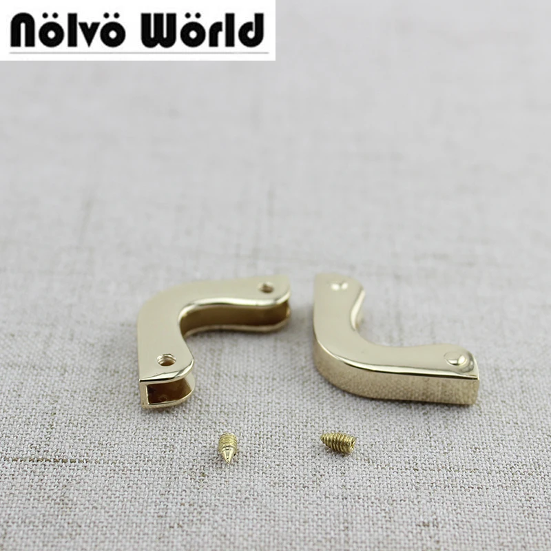 

50pcs 2.5*2.5cm light gold metal bag purse flap small triangle corner in screws,handbags sewing hardware protector corners