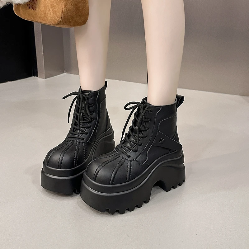 9CM Nowe Damskie Botki na Wysokiej Platformie Zimowe Ocieplane Futrem Grube Buty Śniegowce Sznurowane Sneakersy Damskie Skórzane Botki Motocyklowe Mujer — zdjęcie 4