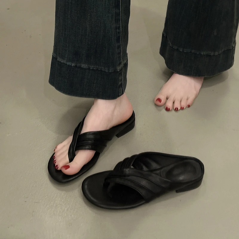 Nuevas Sandalias de Verano de Lujo con Punta Redonda y Abierta para Mujer, Chanclas Cómodas de PU, Zapatos Casuales para Caminar al Aire Libre, Zapatillas de Mujer