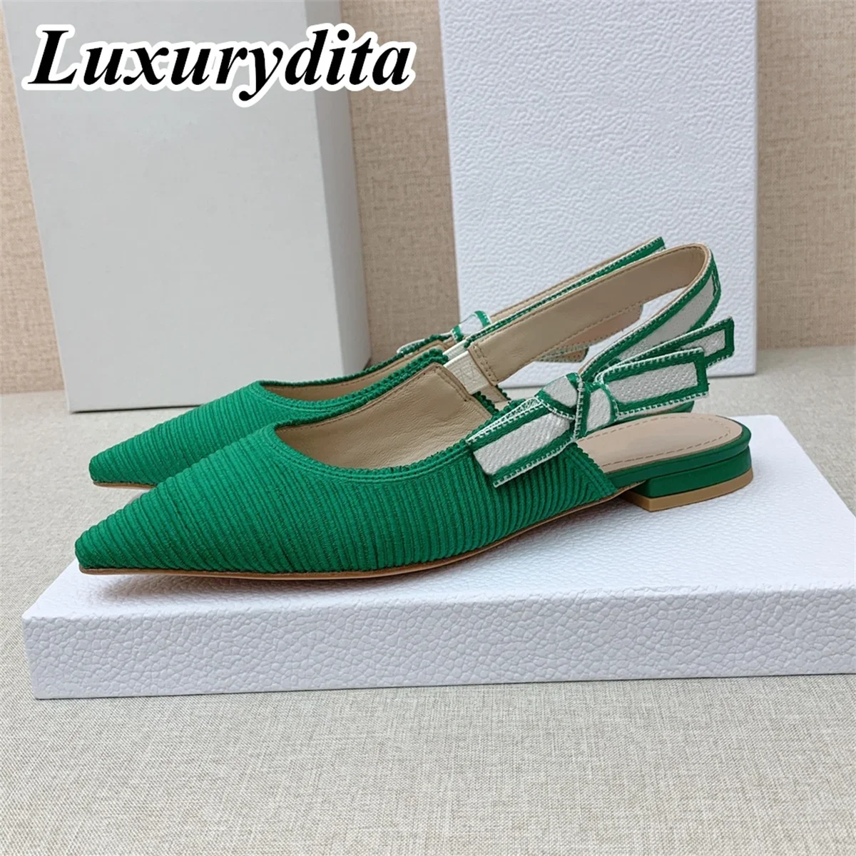 

Top Quality Luxury Womens Sandal Casual Lace Flat Fashion Embroidered Muller Shoes Designer Silk Leather Soled High Heel