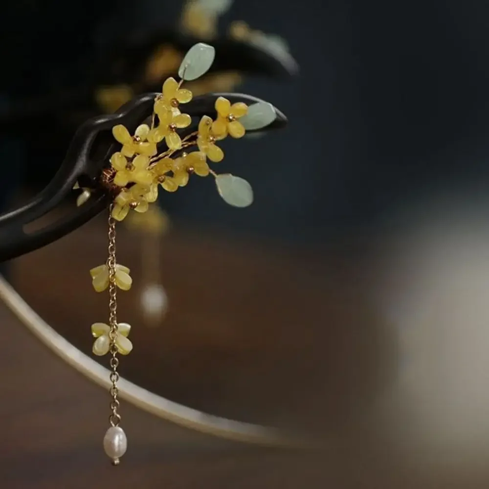 New Ancient Style Jade Rabbit Osmanthus Wooden Hairpin Hair Sticks Vintage Temperament Tassel Hairpin Hanfu Chinese Style