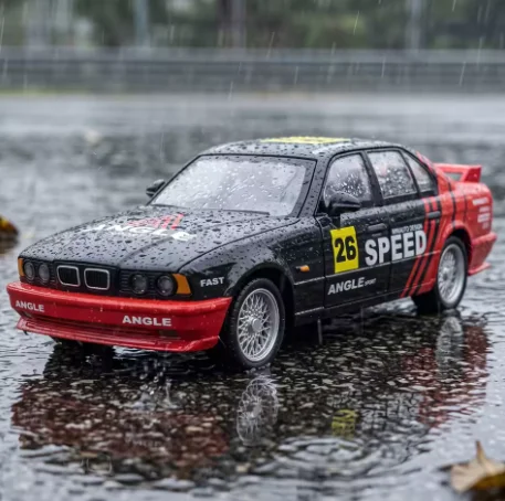 1:24 M5 Car Model Doors Opened Sound Light Models Shock Absorption Front Wheel Steer Vehicle As Popular Display