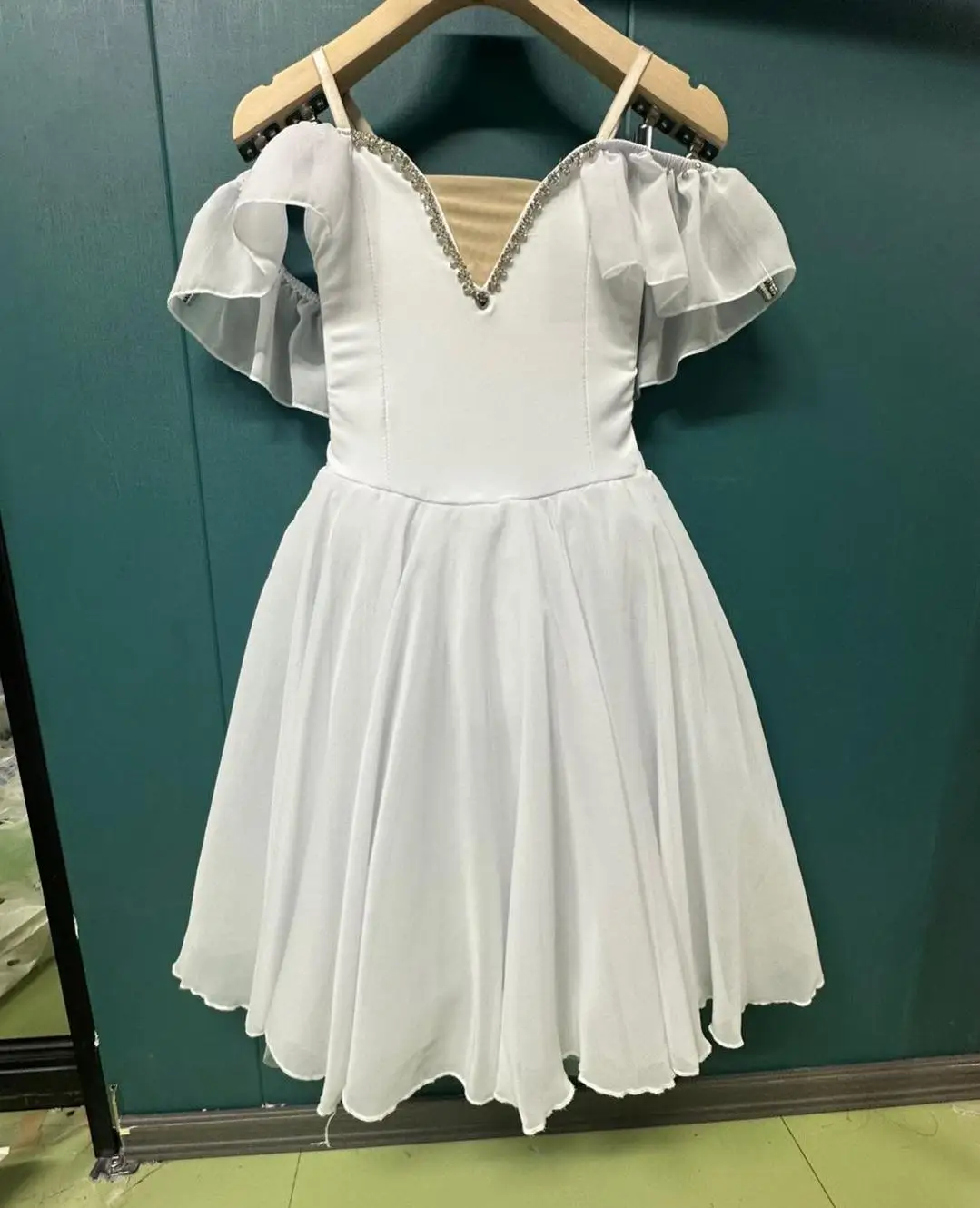 Robe de Ballet longue blanche Tutu romantique, vêtements de Ballet Ponkirt de Performance professionnelle pour femmes, Costume de danse moderne