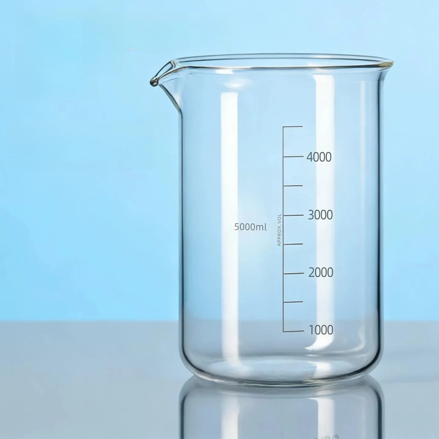 Lab Low Form Borosilicate Glass Beaker 5000ml, Graduated, Heat Resistant, Large Capacity Beaker for Experiment