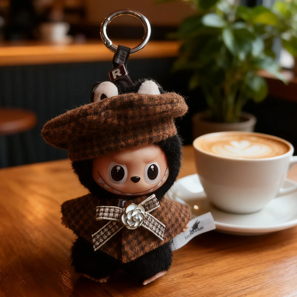 Uroczy zestaw ubranek dla lalki Labubu 10 cm, wykwintne brązowe ubranka dwuczęściowe, ubranka dla lalek Labubu 4.0, pluszowe zabawki, dekoracje DIY, mini akcesoria.