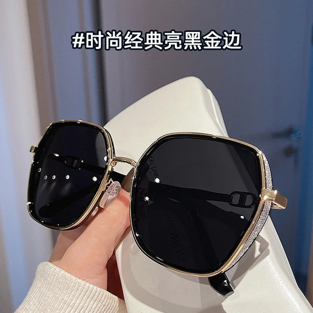 2025 نظارات شمسية UV جديدة عصرية للقيادة نظارات السفر نظارات مستقطبة ممتازة وجه مستدير مضلع