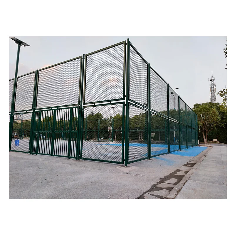 Pagar Kawat Las Berbingkai Kustom, Pagar Stadion