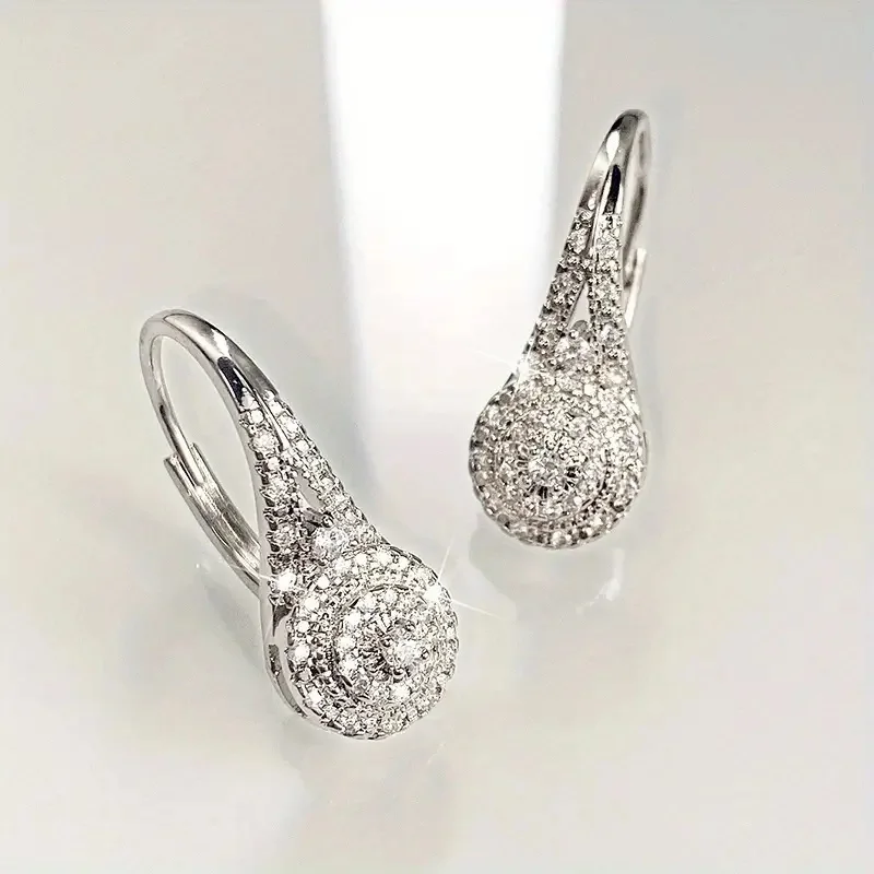 Elegante und luxuriöse synthetische Zirkonia-Ohrringe, modischer und exquisiter Bankettschmuck, das perfekte Geschenk für Mädchen