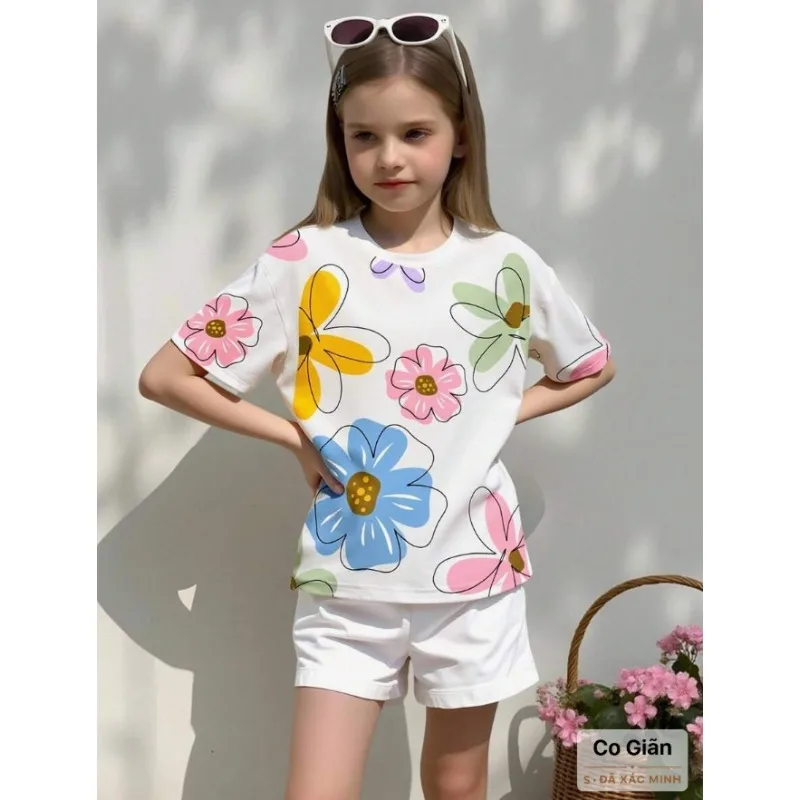 

25 Summer New fresh and simple style lines outline colorful floral prints, fashionable and casual women's short sleeved T-shirt