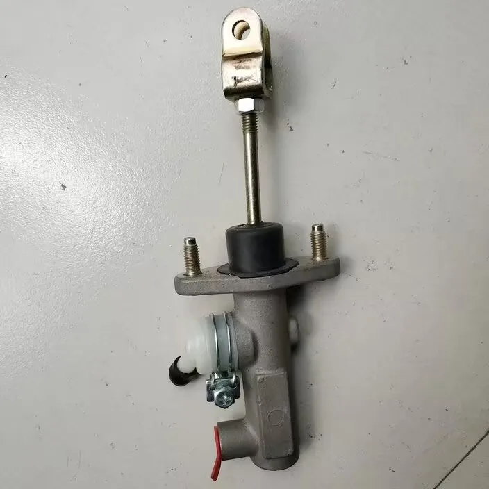 Car Clutch Master Cylinder to Geely Lc Gx2 Xpandino Panda