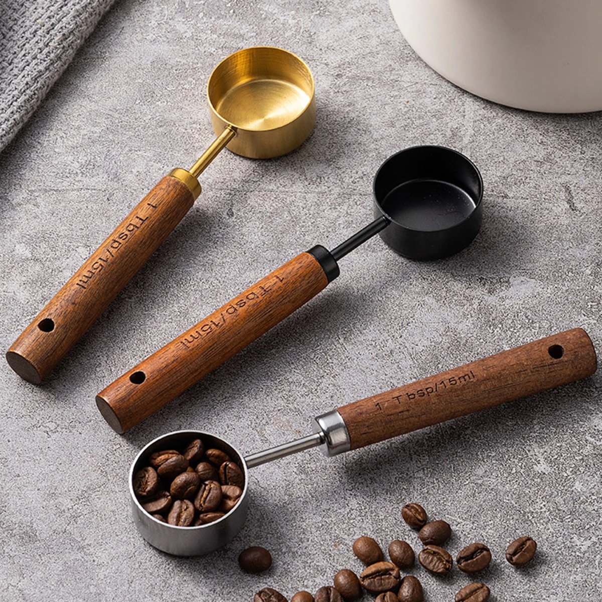 1 cuchara de café en grano; cuchara medidora de café en polvo; cuchara de madera de nogal; cuchara pequeña para pesar y medir; vintage